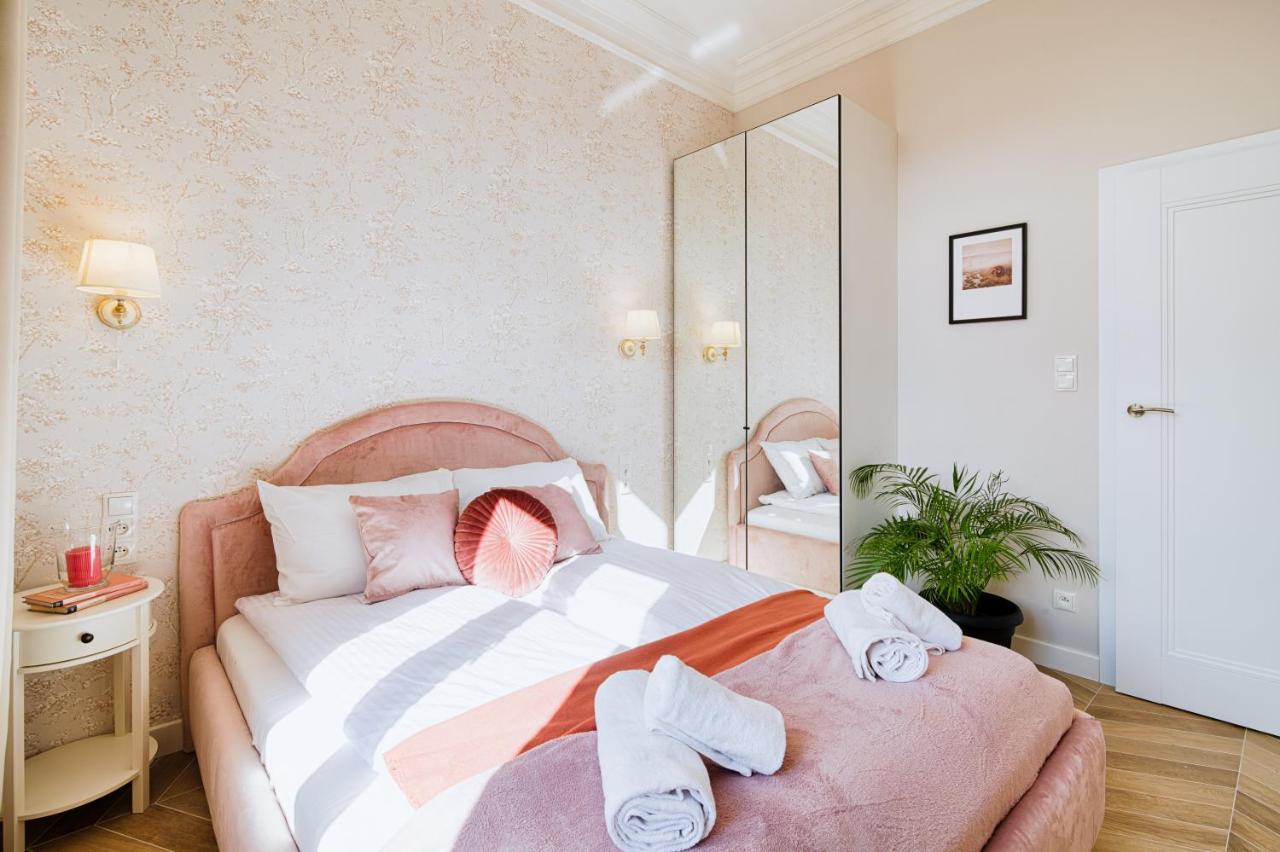 Luxury Apartment St. Sebastian Krakow Ngoại thất bức ảnh